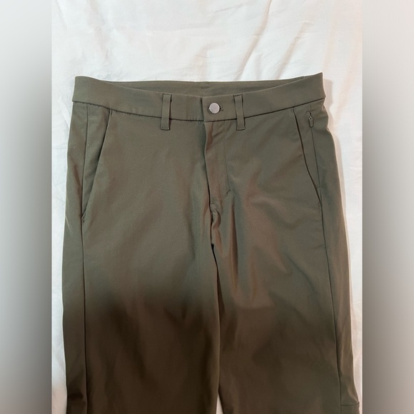 Men’s Lululemon ABC Skinny-Fit 5 Pocket Pants - Picture 3 of 5
